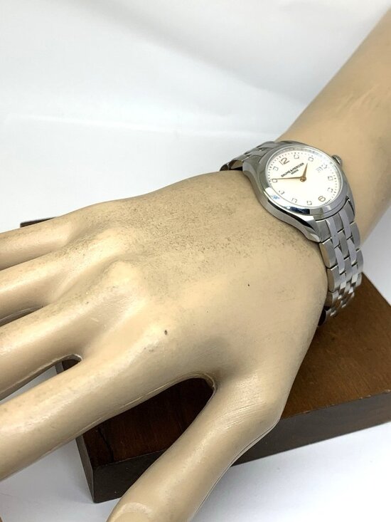 Baume & Mercier Women\'s Watch 10176 Diamond Swiss Quartz Mother of Pearl Dial main image 10